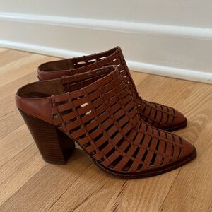 $128 NEW Dolce Vita leather woven mules slides casual western brown heels size 7